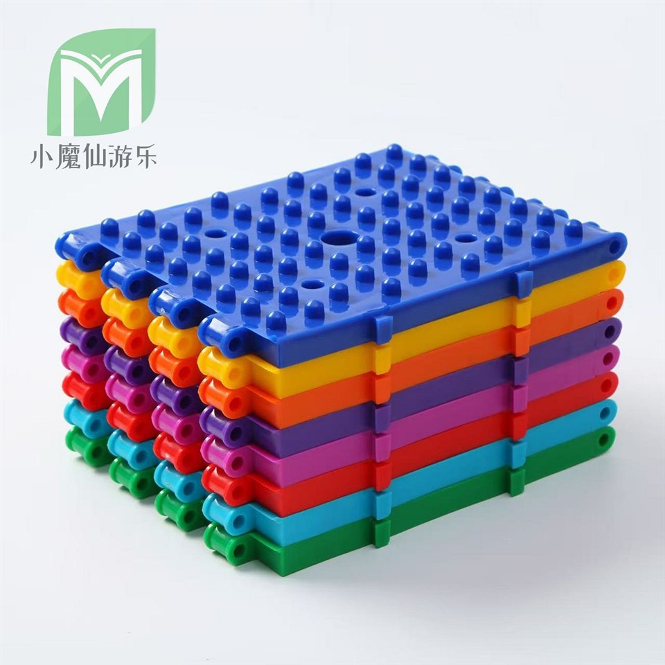 Slide arco-íris de quatro cantos com bola